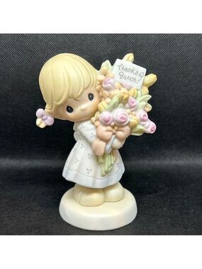 PRECIOUS Moments “Thanks a Bunch" 2000 Collector's Club Figurine